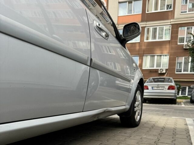 Серый Шевроле Нубира, объемом двигателя 0 л и пробегом 360 тыс. км за 3700 $, фото 8 на Automoto.ua