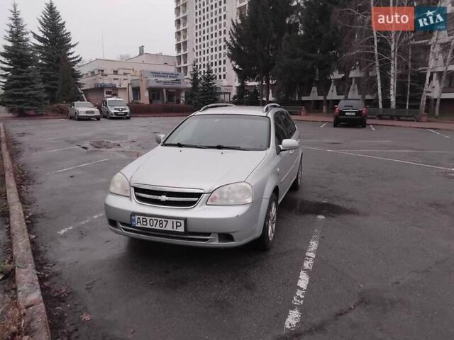 Серый Шевроле Нубира, объемом двигателя 2 л и пробегом 243 тыс. км за 4200 $, фото 3 на Automoto.ua