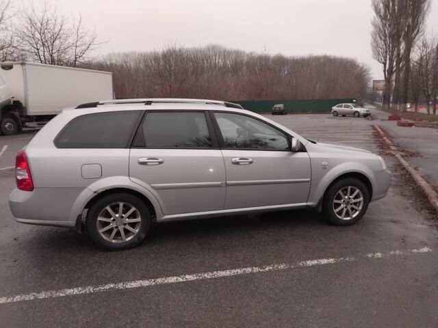 Серый Шевроле Нубира, объемом двигателя 2 л и пробегом 243 тыс. км за 4200 $, фото 2 на Automoto.ua