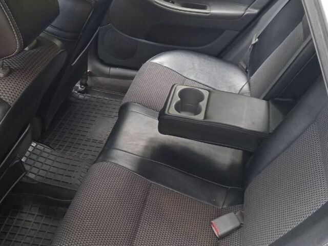 Серый Шевроле Нубира, объемом двигателя 1.8 л и пробегом 205 тыс. км за 4000 $, фото 4 на Automoto.ua