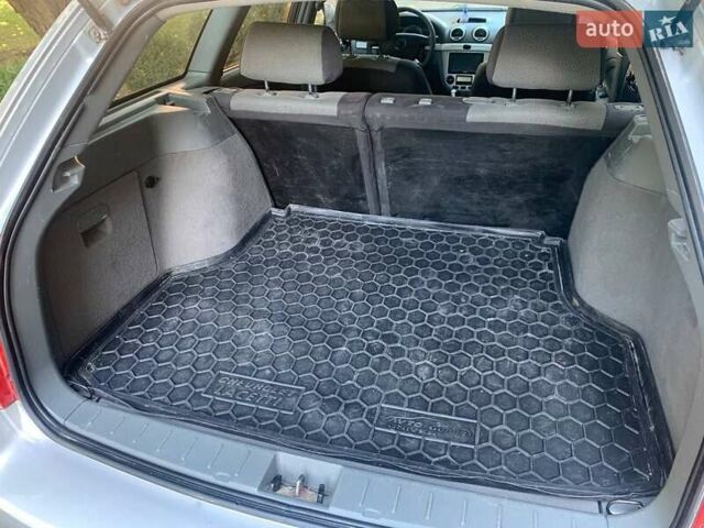 Серый Шевроле Нубира, объемом двигателя 1.99 л и пробегом 277 тыс. км за 3900 $, фото 22 на Automoto.ua