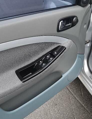 Серый Шевроле Нубира, объемом двигателя 1.8 л и пробегом 156 тыс. км за 5900 $, фото 4 на Automoto.ua