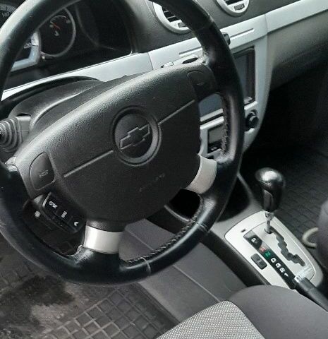 Сірий Шевроле Нубіра, об'ємом двигуна 1.8 л та пробігом 156 тис. км за 5900 $, фото 7 на Automoto.ua