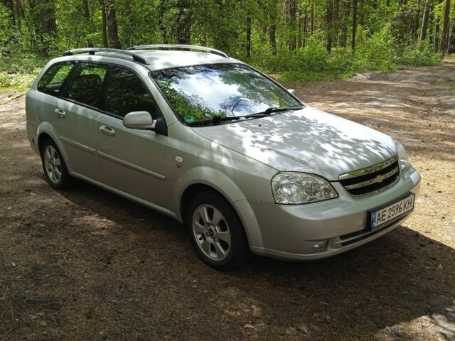 Серый Шевроле Нубира, объемом двигателя 1.8 л и пробегом 205 тыс. км за 4000 $, фото 1 на Automoto.ua