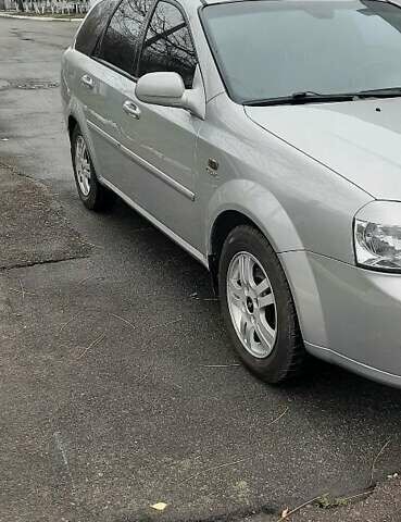 Серый Шевроле Нубира, объемом двигателя 1.8 л и пробегом 156 тыс. км за 5900 $, фото 11 на Automoto.ua