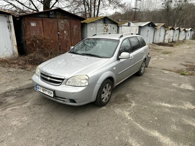 Серый Шевроле Нубира, объемом двигателя 1.6 л и пробегом 385 тыс. км за 1850 $, фото 1 на Automoto.ua