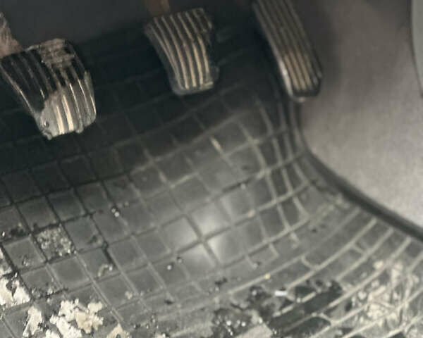 Сірий Шевроле Нубіра, об'ємом двигуна 1.6 л та пробігом 132 тис. км за 5200 $, фото 20 на Automoto.ua