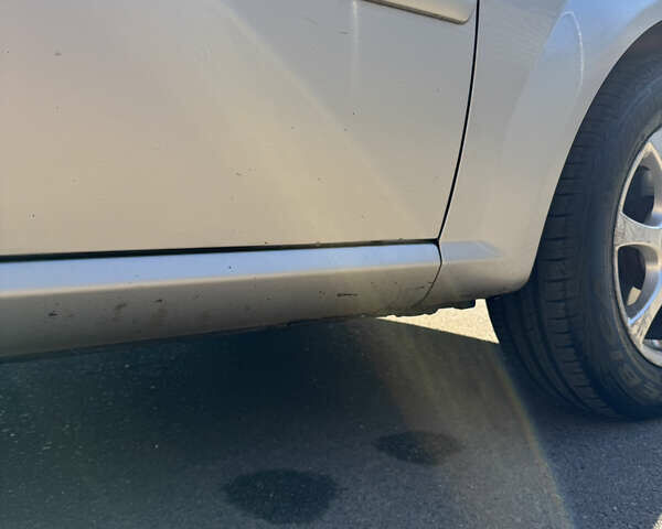 Серый Шевроле Нубира, объемом двигателя 1.6 л и пробегом 264 тыс. км за 4500 $, фото 17 на Automoto.ua