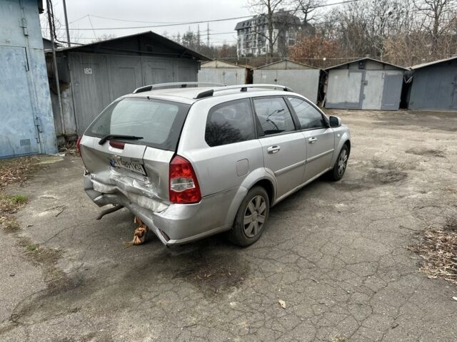 Серый Шевроле Нубира, объемом двигателя 1.6 л и пробегом 385 тыс. км за 1850 $, фото 3 на Automoto.ua