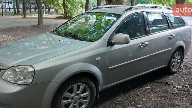 Серый Шевроле Нубира, объемом двигателя 1.6 л и пробегом 170 тыс. км за 5900 $, фото 1 на Automoto.ua
