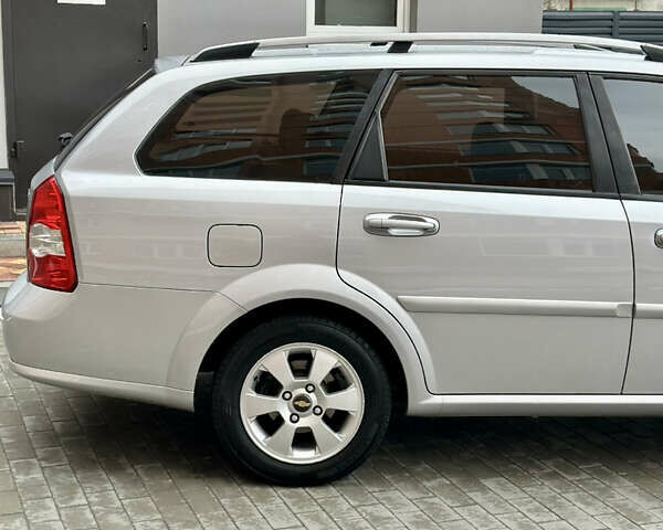 Сірий Шевроле Нубіра, об'ємом двигуна 1.6 л та пробігом 132 тис. км за 5200 $, фото 11 на Automoto.ua