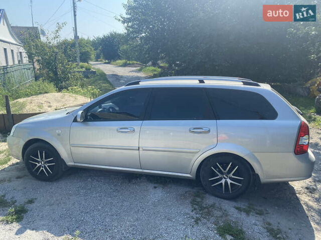 Серый Шевроле Нубира, объемом двигателя 1.6 л и пробегом 170 тыс. км за 5200 $, фото 3 на Automoto.ua