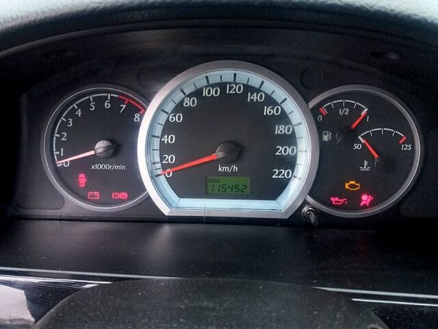 Сірий Шевроле Нубіра, об'ємом двигуна 1.6 л та пробігом 230 тис. км за 5100 $, фото 6 на Automoto.ua