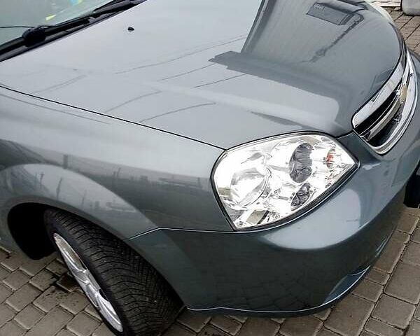 Серый Шевроле Нубира, объемом двигателя 1.6 л и пробегом 189 тыс. км за 5000 $, фото 4 на Automoto.ua