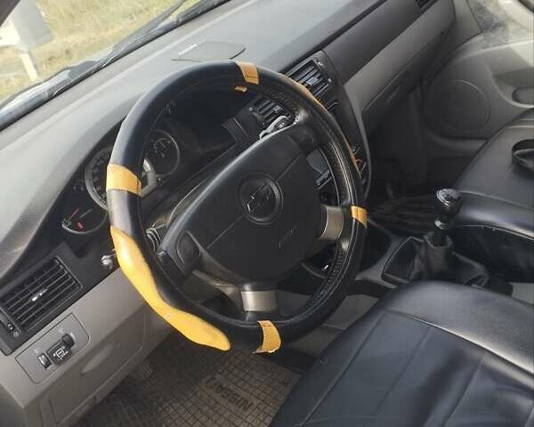 Синий Шевроле Нубира, объемом двигателя 1.6 л и пробегом 236 тыс. км за 3099 $, фото 5 на Automoto.ua