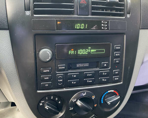 Синий Шевроле Нубира, объемом двигателя 1.8 л и пробегом 130 тыс. км за 2100 $, фото 16 на Automoto.ua