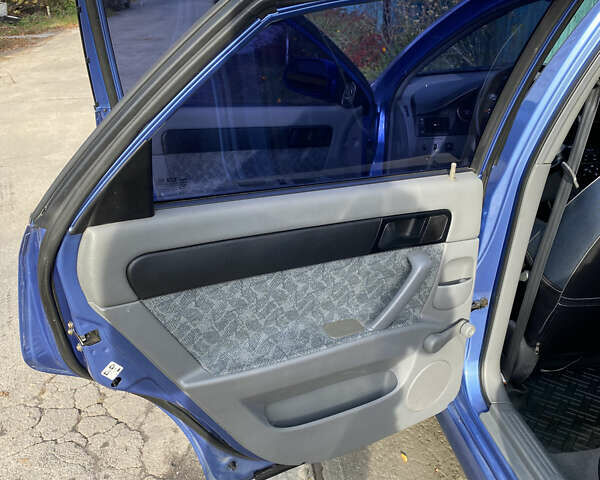 Синий Шевроле Нубира, объемом двигателя 1.8 л и пробегом 130 тыс. км за 2100 $, фото 10 на Automoto.ua