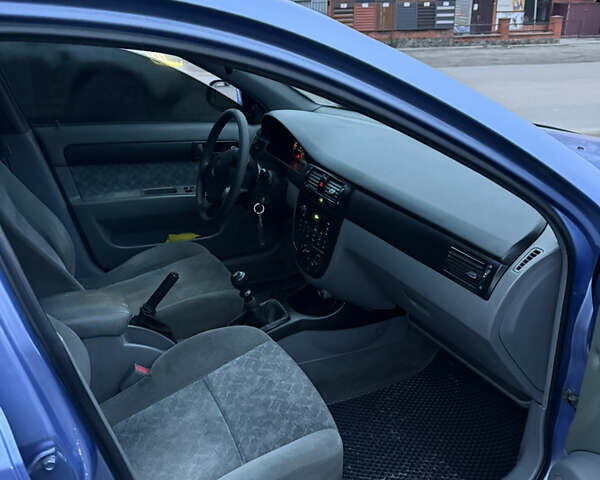 Синій Шевроле Нубіра, об'ємом двигуна 1.8 л та пробігом 400 тис. км за 2550 $, фото 2 на Automoto.ua