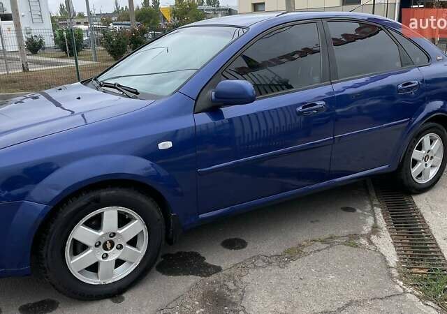 Синій Шевроле Нубіра, об'ємом двигуна 1.8 л та пробігом 302 тис. км за 4699 $, фото 6 на Automoto.ua