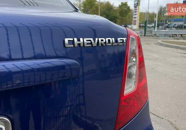 Синій Шевроле Нубіра, об'ємом двигуна 1.8 л та пробігом 302 тис. км за 4699 $, фото 11 на Automoto.ua