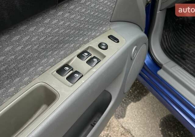 Синій Шевроле Нубіра, об'ємом двигуна 1.8 л та пробігом 302 тис. км за 4699 $, фото 21 на Automoto.ua