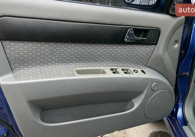 Синій Шевроле Нубіра, об'ємом двигуна 1.8 л та пробігом 302 тис. км за 4699 $, фото 22 на Automoto.ua