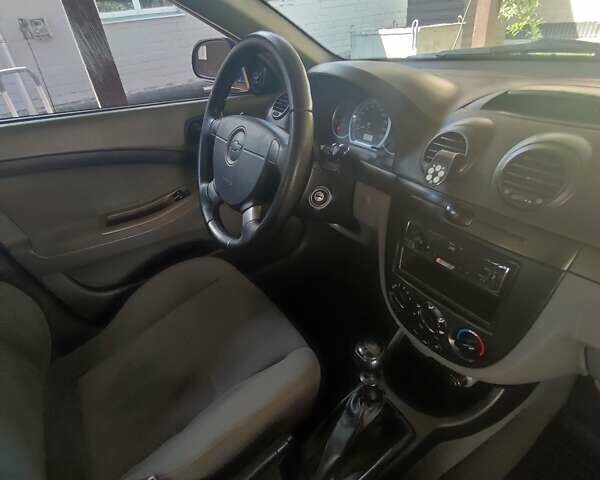 Синий Шевроле Нубира, объемом двигателя 1.6 л и пробегом 142 тыс. км за 4800 $, фото 14 на Automoto.ua