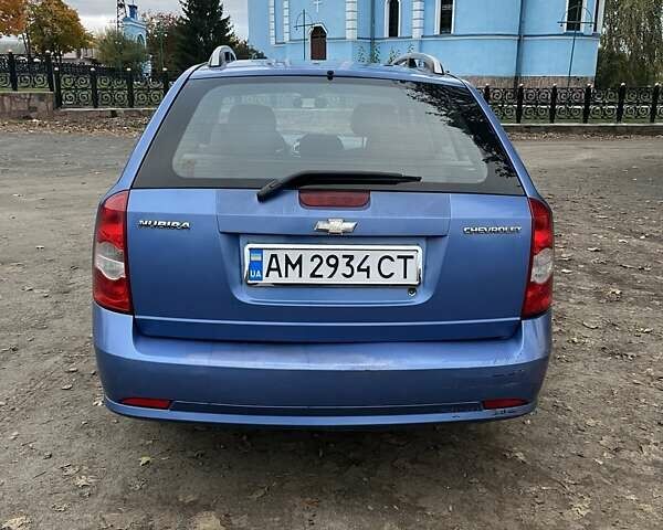 Синий Шевроле Нубира, объемом двигателя 1.8 л и пробегом 250 тыс. км за 4200 $, фото 4 на Automoto.ua