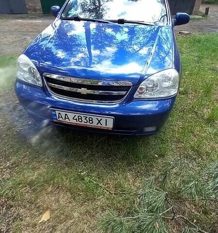 Синий Шевроле Нубира, объемом двигателя 1.8 л и пробегом 258 тыс. км за 4550 $, фото 3 на Automoto.ua