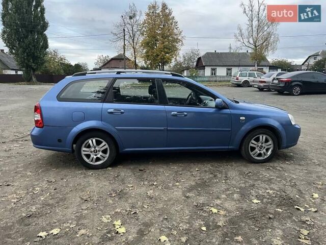 Синий Шевроле Нубира, объемом двигателя 1.8 л и пробегом 250 тыс. км за 4200 $, фото 2 на Automoto.ua