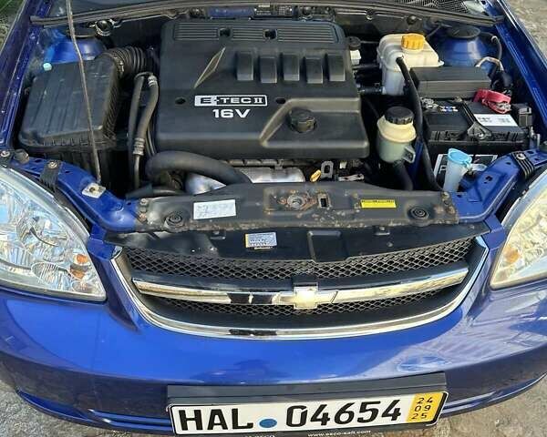 Синий Шевроле Нубира, объемом двигателя 1.6 л и пробегом 144 тыс. км за 5550 $, фото 5 на Automoto.ua