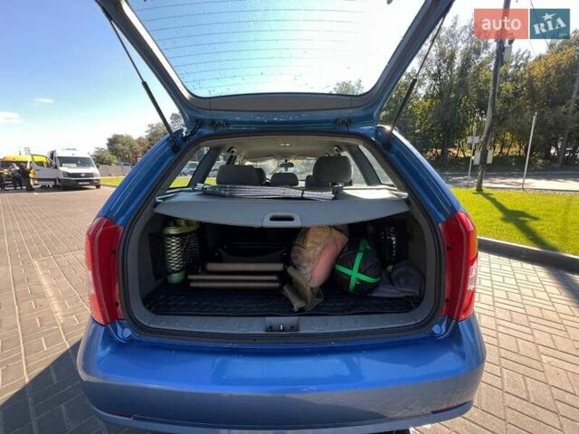 Синий Шевроле Нубира, объемом двигателя 1.6 л и пробегом 179 тыс. км за 5200 $, фото 11 на Automoto.ua