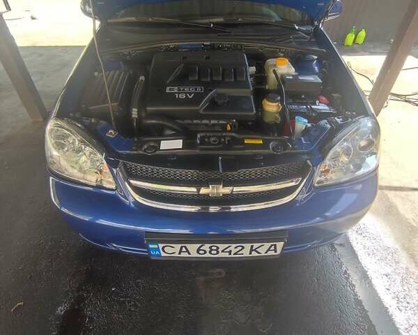 Синий Шевроле Нубира, объемом двигателя 1.6 л и пробегом 142 тыс. км за 4800 $, фото 7 на Automoto.ua