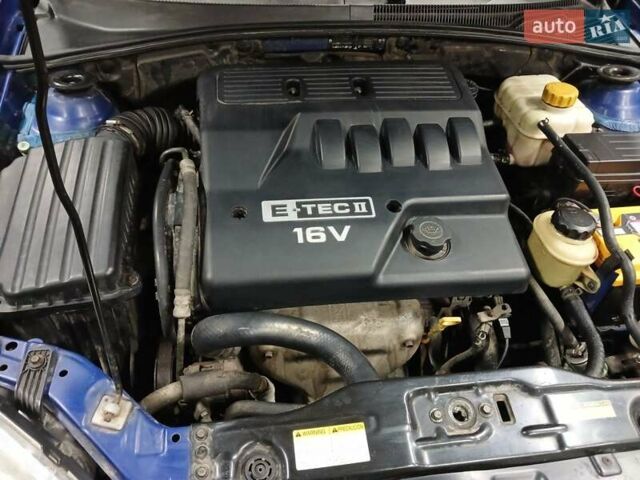 Синий Шевроле Нубира, объемом двигателя 1.6 л и пробегом 190 тыс. км за 4500 $, фото 11 на Automoto.ua
