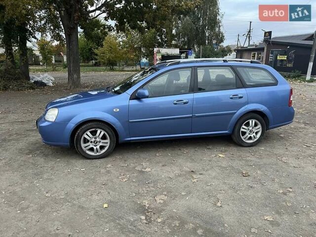 Синий Шевроле Нубира, объемом двигателя 1.8 л и пробегом 250 тыс. км за 4200 $, фото 5 на Automoto.ua