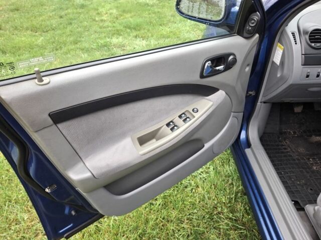 Синій Шевроле Нубіра, об'ємом двигуна 1.6 л та пробігом 199 тис. км за 5000 $, фото 17 на Automoto.ua