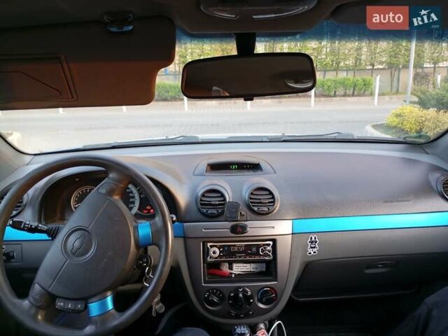 Синій Шевроле Нубіра, об'ємом двигуна 1.6 л та пробігом 180 тис. км за 3800 $, фото 17 на Automoto.ua