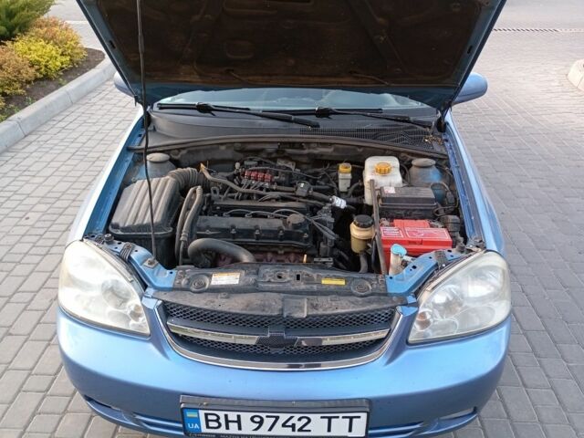Синий Шевроле Нубира, объемом двигателя 1.6 л и пробегом 200 тыс. км за 3600 $, фото 2 на Automoto.ua
