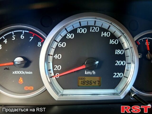 Синий Шевроле Нубира, объемом двигателя 1.6 л и пробегом 189 тыс. км за 5499 $, фото 9 на Automoto.ua