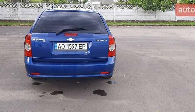 Синий Шевроле Нубира, объемом двигателя 1.6 л и пробегом 216 тыс. км за 3850 $, фото 2 на Automoto.ua