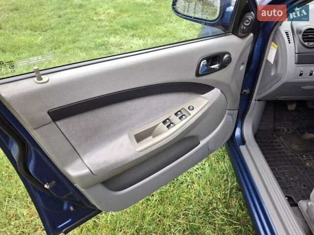 Синий Шевроле Нубира, объемом двигателя 1.6 л и пробегом 199 тыс. км за 5000 $, фото 13 на Automoto.ua