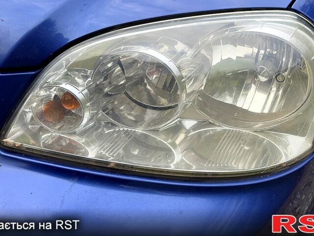 Синий Шевроле Нубира, объемом двигателя 1.6 л и пробегом 200 тыс. км за 3999 $, фото 9 на Automoto.ua