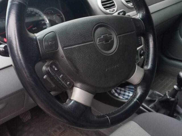 Синий Шевроле Нубира, объемом двигателя 1.8 л и пробегом 195 тыс. км за 5012 $, фото 5 на Automoto.ua