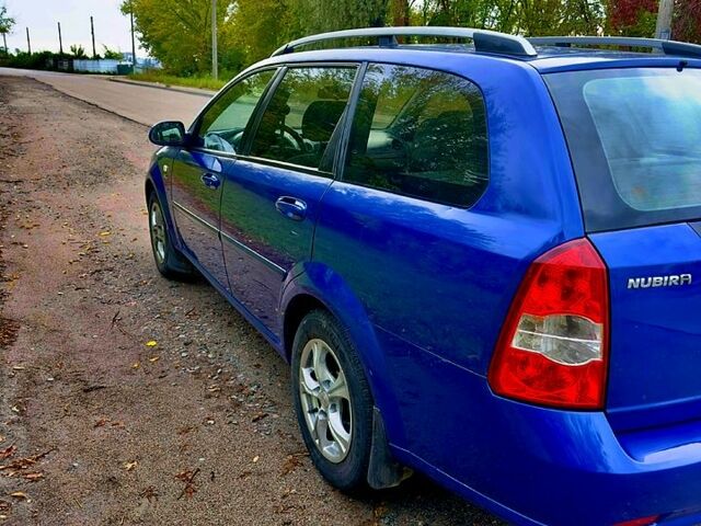 Синий Шевроле Нубира, объемом двигателя 1.6 л и пробегом 200 тыс. км за 3999 $, фото 6 на Automoto.ua