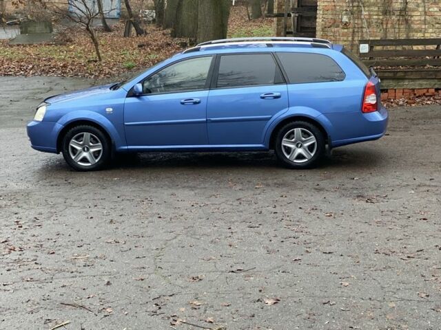 Синий Шевроле Нубира, объемом двигателя 2 л и пробегом 350 тыс. км за 4500 $, фото 4 на Automoto.ua