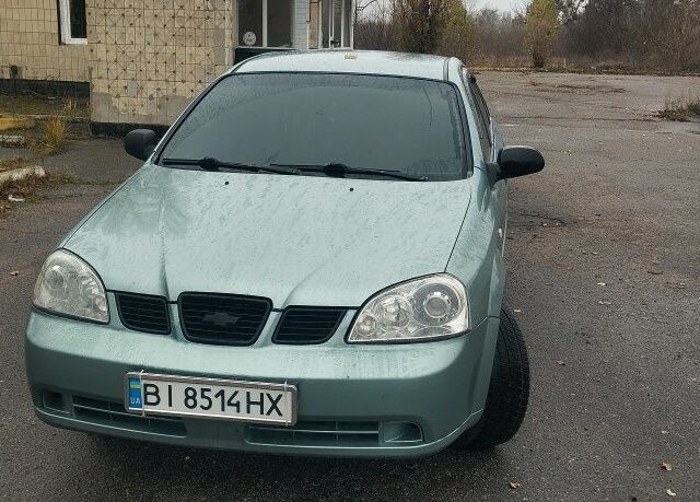 Зеленый Шевроле Нубира, объемом двигателя 1.6 л и пробегом 294 тыс. км за 3499 $, фото 3 на Automoto.ua