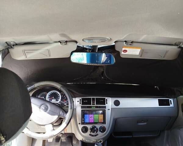 Зеленый Шевроле Нубира, объемом двигателя 1.6 л и пробегом 245 тыс. км за 3900 $, фото 6 на Automoto.ua