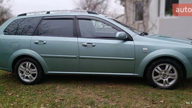 Зелений Шевроле Нубіра, об'ємом двигуна 1.8 л та пробігом 159 тис. км за 6000 $, фото 4 на Automoto.ua
