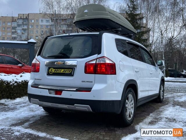 Белый Шевроле Орландо, объемом двигателя 1.8 л и пробегом 122 тыс. км за 8999 $, фото 6 на Automoto.ua