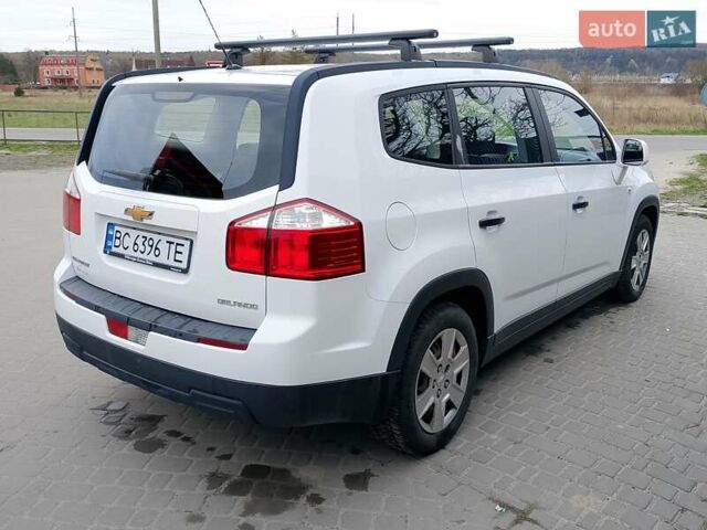Белый Шевроле Орландо, объемом двигателя 1.8 л и пробегом 262 тыс. км за 7260 $, фото 5 на Automoto.ua